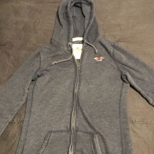 Hollister sweater